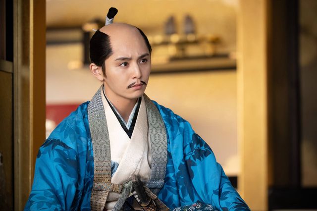 「豊臣兄弟！」ロザリオを身につけた高山右近（市川知宏）も…第42回場面写真（2枚目）