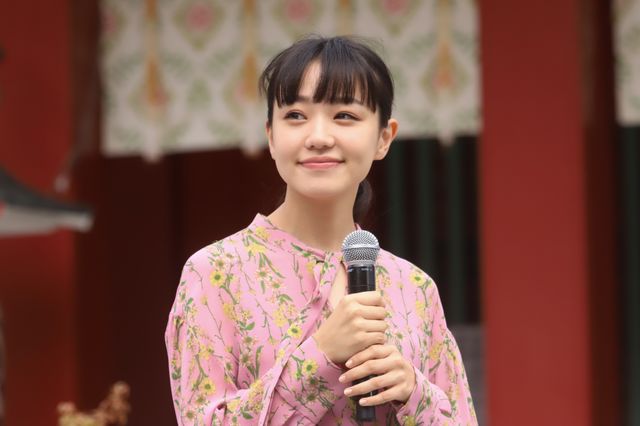 松本穂香＆奈緒、ほんわか2ショット！映画『みをつくし料理帖