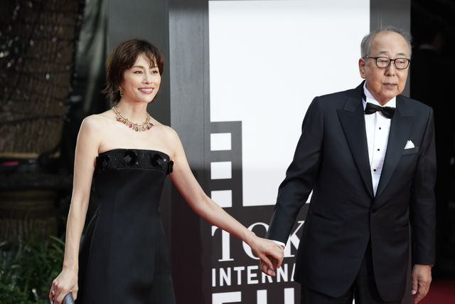 米倉涼子、ゴージャスドレスで映画祭に降臨：フォトギャラリー