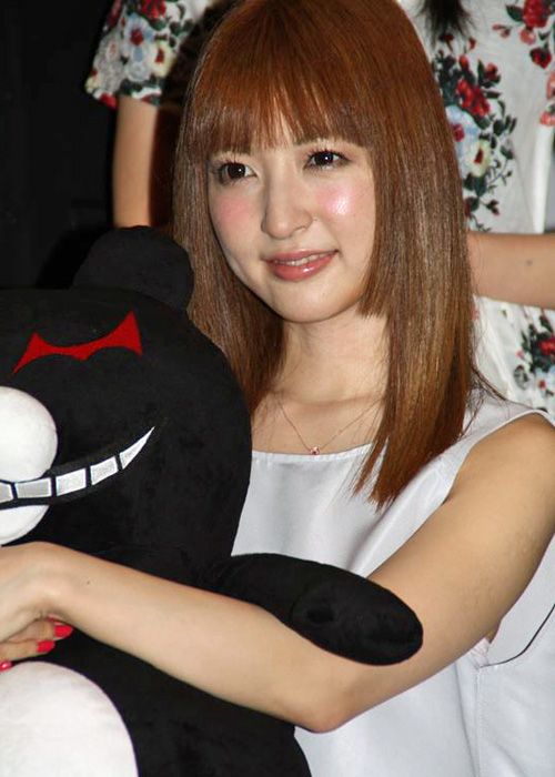 神田沙也加の制服姿も！舞台「ダンガンロンパ THE STAGE～希望の学園と絶望の高校生～」制作発表フォトギャラリー：フォトギャラリー