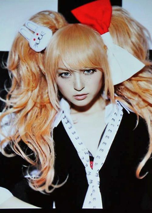 神田沙也加の制服姿も！舞台「ダンガンロンパ THE STAGE～希望の学園と絶望の高校生～」制作発表フォトギャラリー（4枚目）