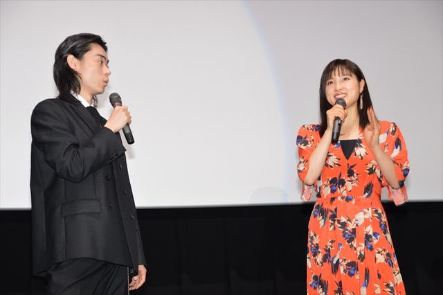 菅田将暉＆土屋太鳳、いろんな表情いっぱい！『となりの怪物くん』大阪舞台あいさつ（9枚目）