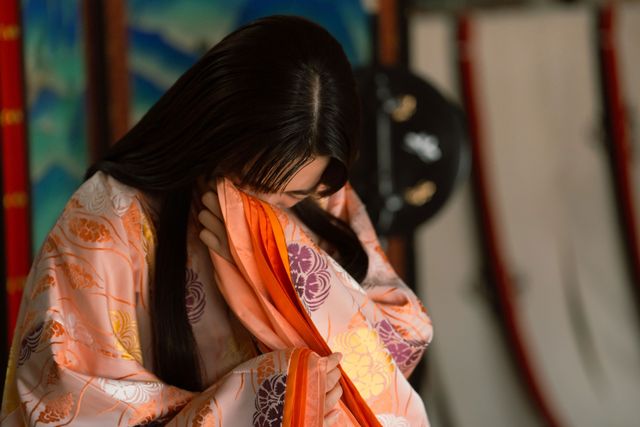 一条天皇（塩野瑛久）と彰子（見上愛）がついに！「光る君へ」第35回場面写真（9枚目）