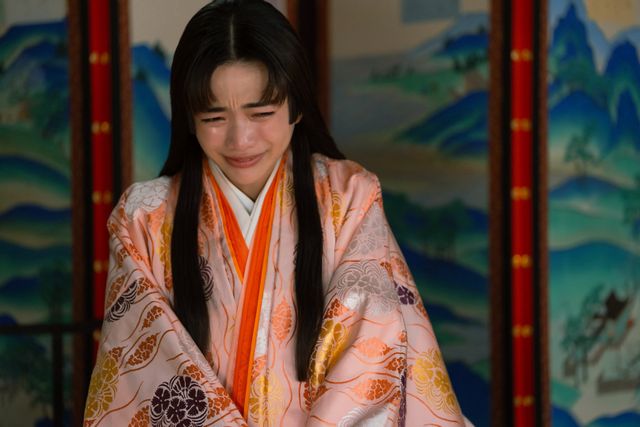 一条天皇（塩野瑛久）と彰子（見上愛）がついに！「光る君へ」第35回場面写真（11枚目）