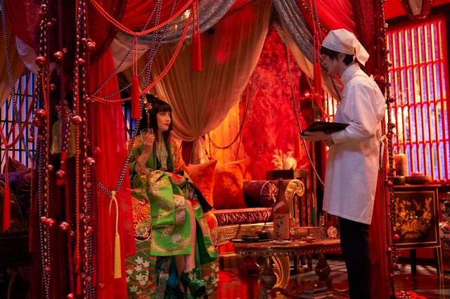 一挙4点！『ホリック xxxHOLiC』神木隆之介の割烹着姿（3枚目）