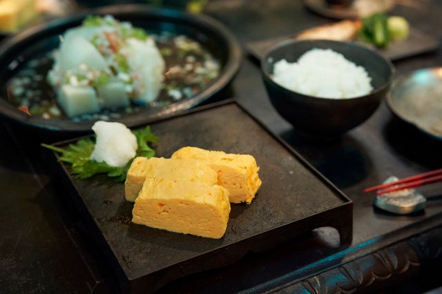 一挙4点！『ホリック xxxHOLiC』神木隆之介の割烹着姿（4枚目）