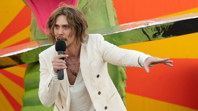 陰謀論に取り憑かれた妻…『エディントンへようこそ』場面写真（3枚目）