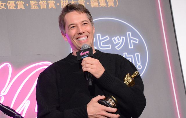 梶芽衣子がサプライズ登場！『ANORA アノーラ』ショーン・ベイカー監督来日記念舞台あいさつ：フォトギャラリー