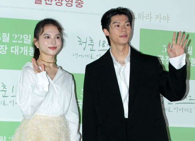 清原果耶『青春18×2 君へと続く道』で訪韓！記者会見の様子（10枚目）