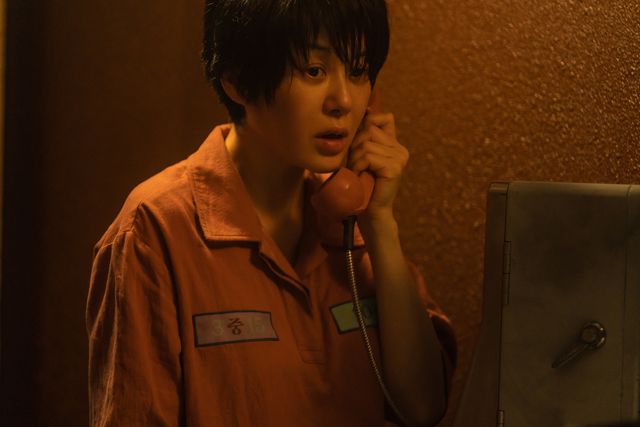 整形後はナナに！「マスクガール」場面写真（15枚目）