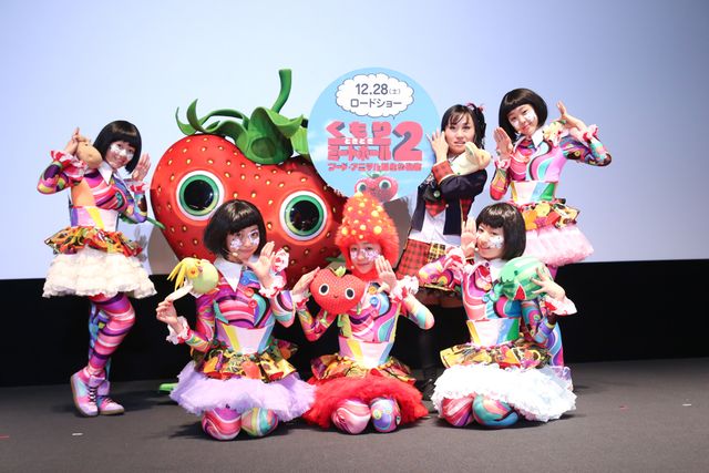 キンタロー。今年を象徴する漢字は「翔」、恋に仕事に充実の一年を振り返る　画像ギャラリー（6枚目）