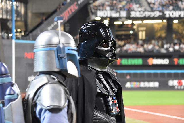 『スター・ウォーズ』人気キャラがエスコンフィールドに集結！《STAR WARS WEEK》永尾柚乃ファーストピッチ（5枚目）