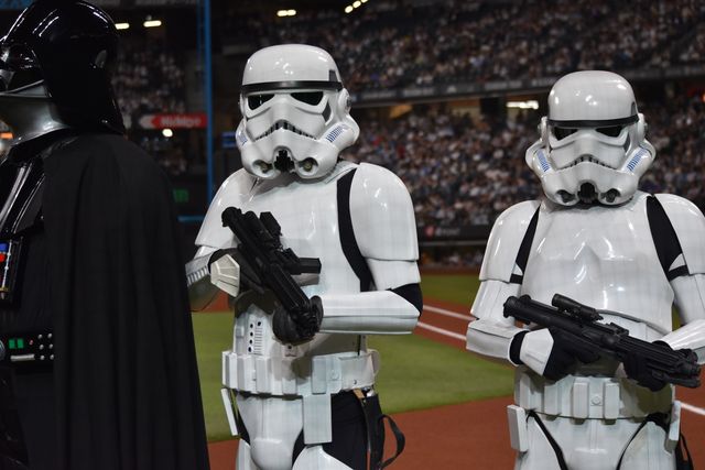 『スター・ウォーズ』人気キャラがエスコンフィールドに集結！《STAR WARS WEEK》永尾柚乃ファーストピッチ（23枚目）