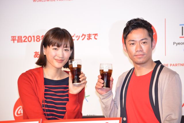 綾瀬はるか、スケートに挑戦！「コカ・コーラ」平昌2018冬季オリンピック応援キャンペーンPRイベント（17枚目）