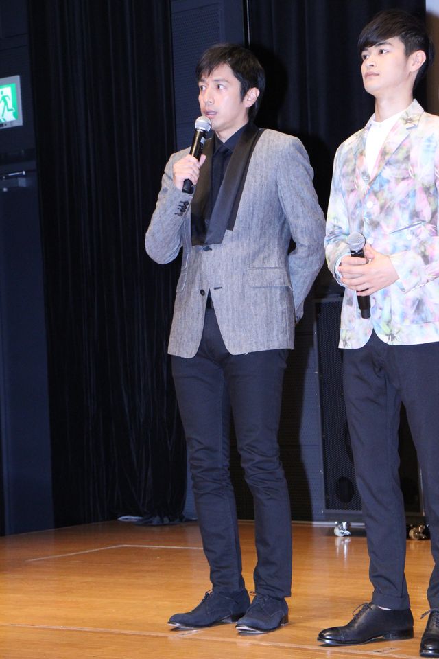 藤木直人＆瀬戸康史はペンギン男子!?「私結婚できないんじゃなくて、しないんです」舞台あいさつ写真ギャラリー！（17枚目）