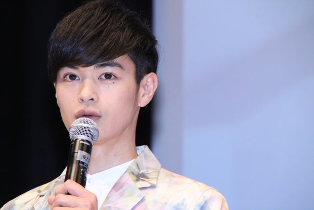 藤木直人＆瀬戸康史はペンギン男子!?「私結婚できないんじゃなくて、しないんです」舞台あいさつ写真ギャラリー！（20枚目）