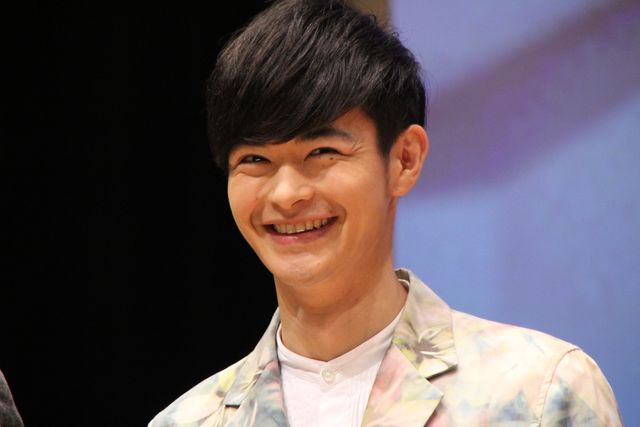 藤木直人＆瀬戸康史はペンギン男子!?「私結婚できないんじゃなくて、しないんです」舞台あいさつ写真ギャラリー！（26枚目）