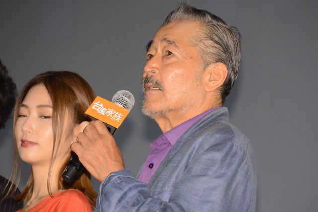 草なぎ剛『台風家族』舞台挨拶付上映イベント（2枚目）