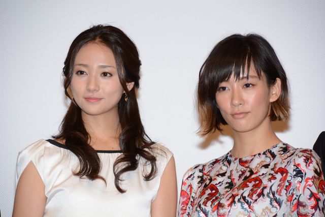 水川あさみ＆木村文乃、美女競演！フォトギャラリー（10枚目）