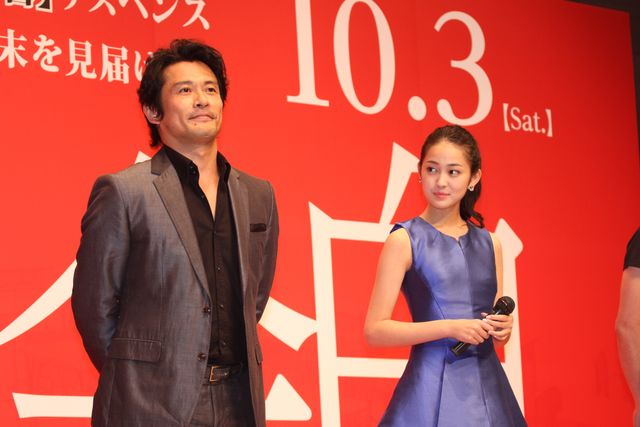 内野聖陽、吉本実憂、谷村美月が登壇！映画『罪の余白』舞台あいさつフォトギャラリー（7枚目）