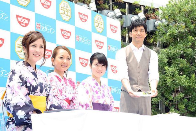 西島秀俊＆浴衣美女！フォトギャラリー：フォトギャラリー