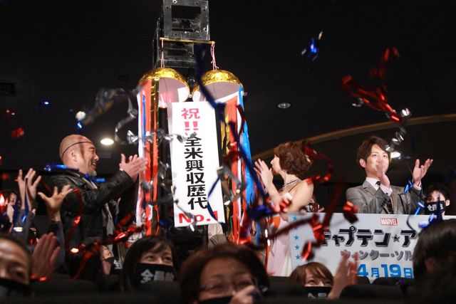 米倉涼子、大胆露出のセクシードレス！フォトギャラリー（5枚目）