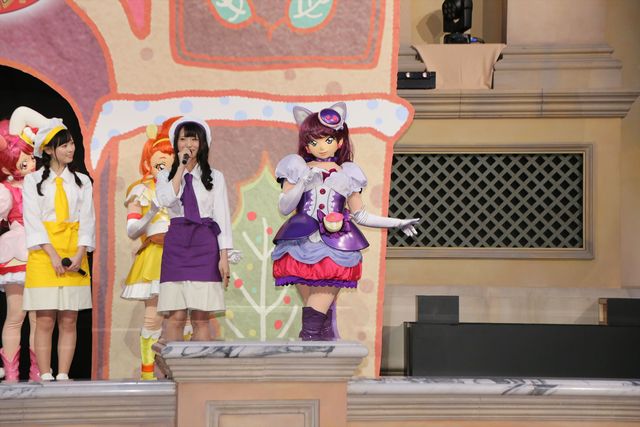 美山加恋＆福原遥「プリキュア」パティシエ衣装で登場！（8枚目）