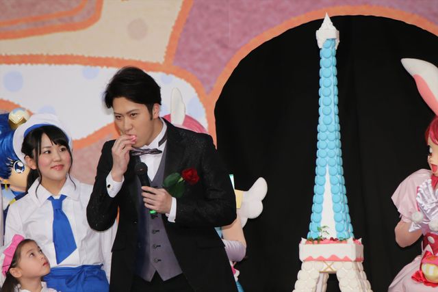 美山加恋＆福原遥「プリキュア」パティシエ衣装で登場！（16枚目）