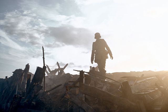 戦争の絶望と恐怖…Netflix映画『西部戦線異状なし』より（15枚目）