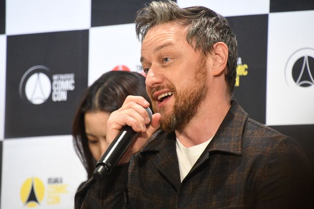 クリストファー・ロイド＆EXILE AKIRA、夢の2ショット！「東京コミコン2022」記者会見（3枚目）