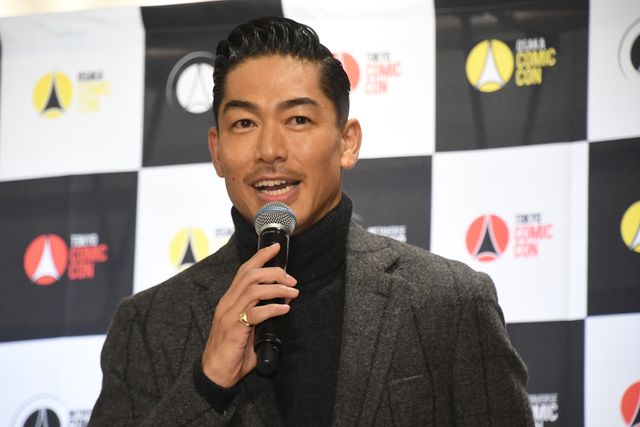 クリストファー・ロイド＆EXILE AKIRA、夢の2ショット！「東京コミコン2022」記者会見（6枚目）