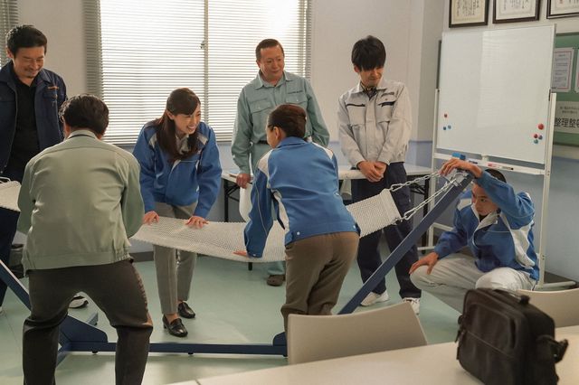 御園は舞と話をして…「舞いあがれ！」第103回の場面写真（2枚目）