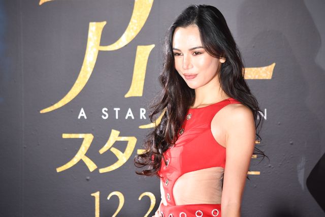 紳士すぎるブラッドリー・クーパーに、ローラ大感激!『アリー/スター誕生』ジャパンプレミア:フォトギャラリー