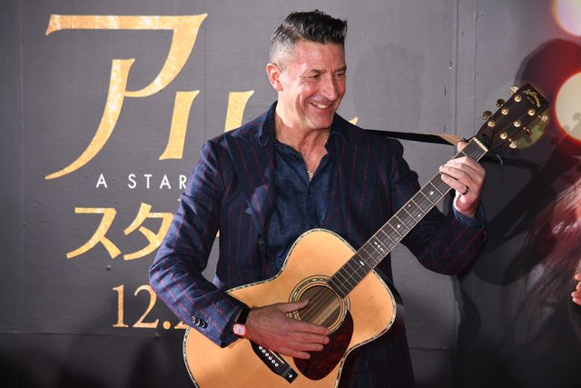 紳士すぎるブラッドリー・クーパーに、ローラ大感激！『アリー／スター誕生』ジャパンプレミア（5枚目）