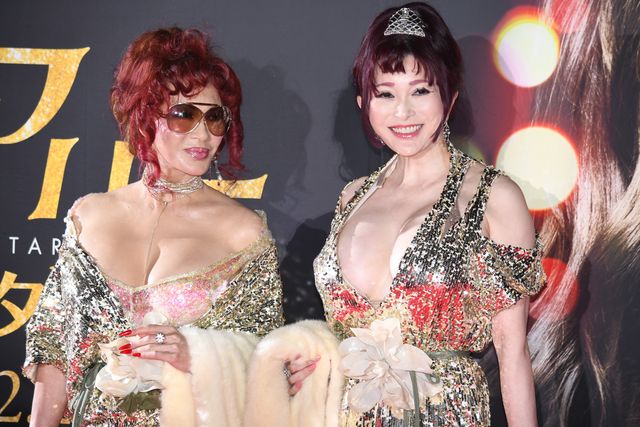 紳士すぎるブラッドリー・クーパーに、ローラ大感激！『アリー／スター誕生』ジャパンプレミア（11枚目）