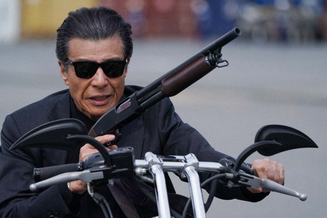 最強バディ大復活！『帰ってきた あぶない刑事』【場面写真10点】（8枚目）