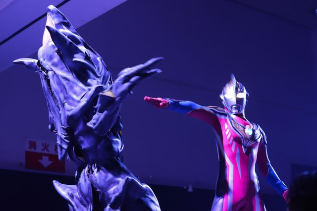 「ガイア」25周年で新形態！ウルトラマンガイアSSV、ウルサマステージに登場（3枚目）