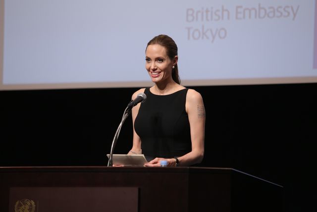アンジェリーナ・ジョリー、国連大学で緊急スピーチ！フォトギャラリー（5枚目）