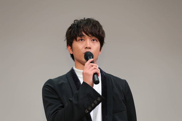 佐藤寛太＆藤本泉、笑顔で登場！『いのちスケッチ』完成披露試写会（2枚目）