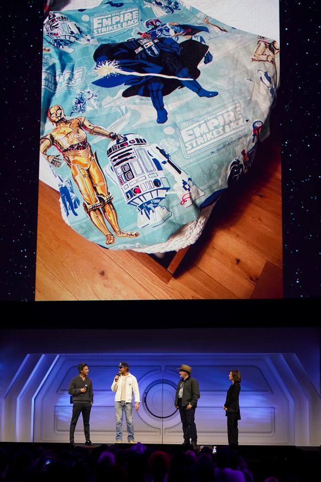 豪華スター集合！SWCJ1日目『スター・ウォーズ／マンダロリアン・アンド・グローグー』ステージイベント（8枚目）