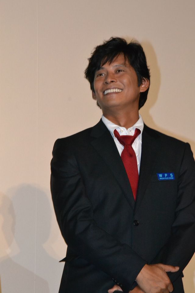 織田裕二、最後の青島コートを羽織り「これで最後です、ごめんね」写真ギャラリー：フォトギャラリー