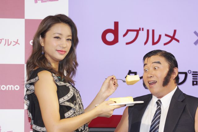 新婚スギちゃん、高橋メアリージュンから「あーん！」のご褒美！映画『俺物語!!』イベントギャラリー：フォトギャラリー