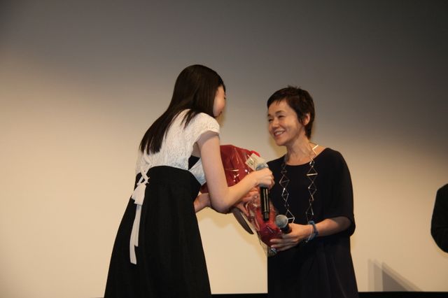 映画『旅立ちの島唄 ～十五の春～』舞台あいさつフォトギャラリー（7枚目）