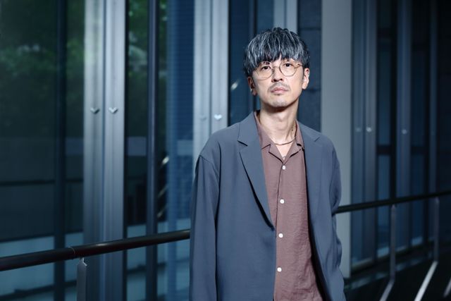 『劇場版「鬼滅の刃」無限城編　第一章　猗窩座再来』櫻井孝宏インタビュー撮り下ろしカット（2枚目）