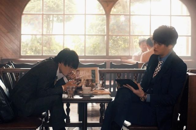 「俺たちはあぶなくない～クールにさぼる刑事たち」場面カットほか（16枚目）