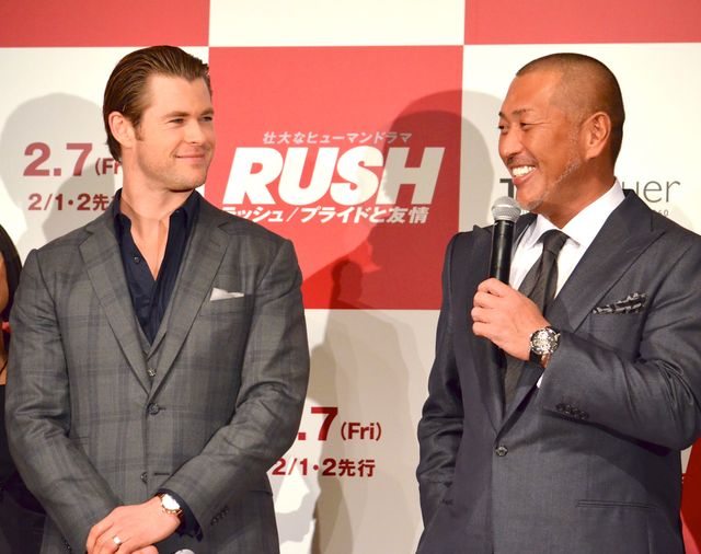 クリス・ヘムズワース＆ダニエル・ブリュールが鏡開き！フォトギャラリー（3枚目）