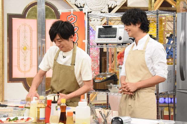 高橋一生＆斎藤工、料理もイケメン！：フォトギャラリー