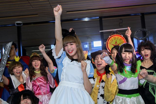 アイドルたちがあのキャラに？コスプレフォトギャラリー：フォトギャラリー