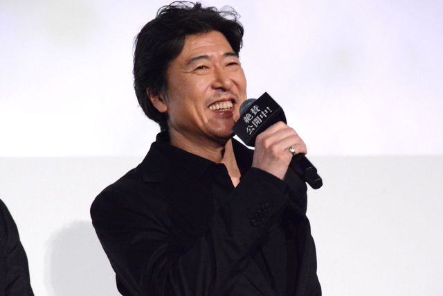 杉咲花、萩原利久ら黒スーツが超クール！『朽ちないサクラ』公開記念舞台挨拶（14枚目）