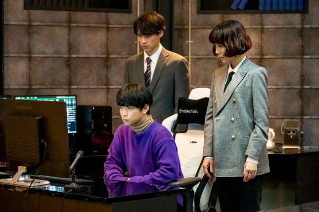 衝撃の初回からの！綾野剛、千葉雄大ら「アバランチ」2話場面写真（6枚目）